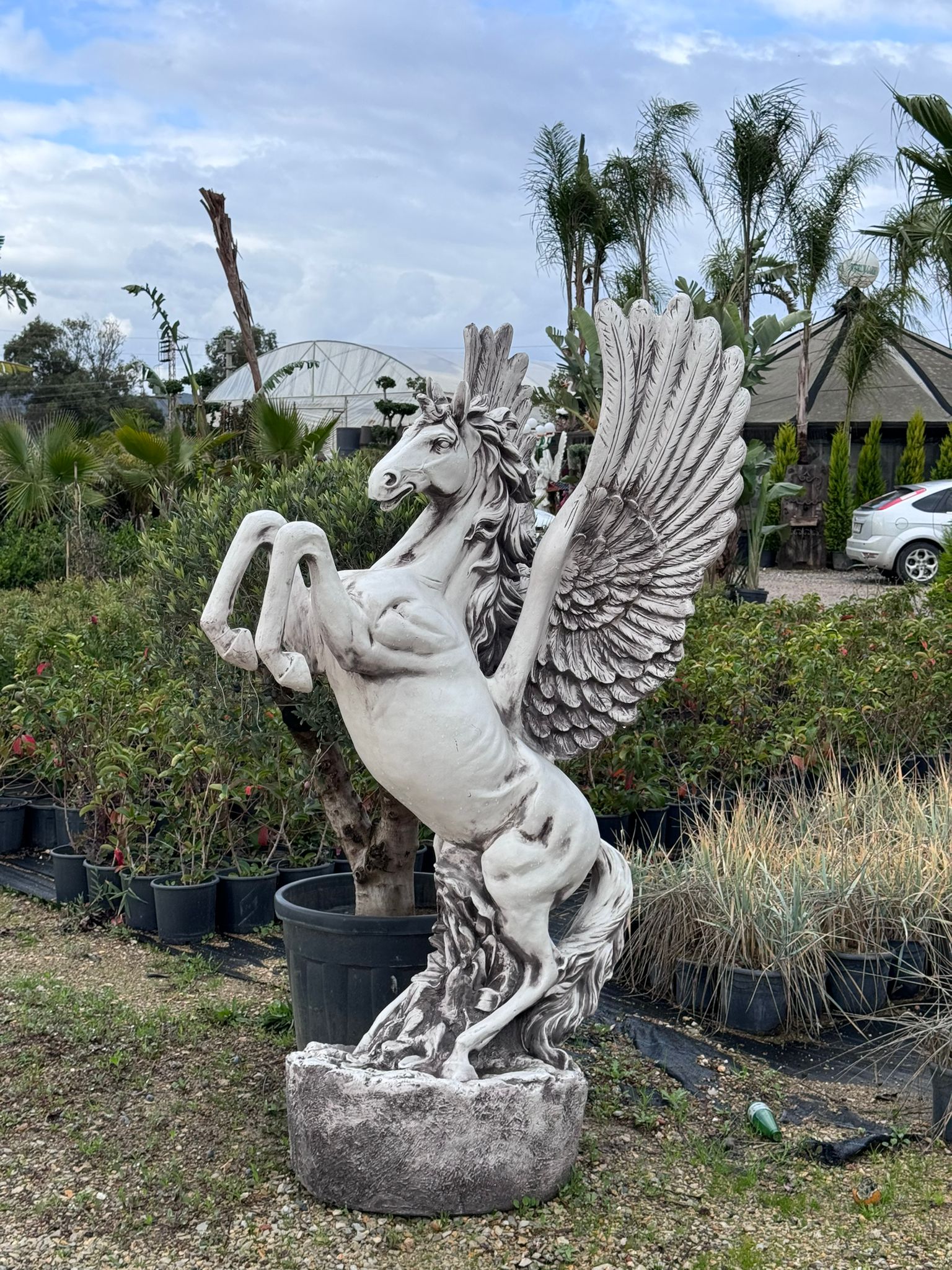 1,70 m pegasus at heykeli